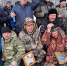 Зарайские спасатели вышли на лед, чтобы поймать рыбу! - Город Зарайск